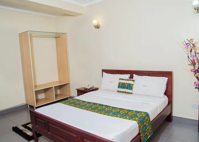 Kenendia Hotel